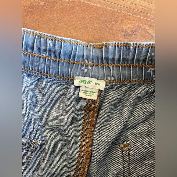 Aerie Women's Blue Bandana Distressed Cut-Off Daydream Denim Short M | Blue - Picture 4 of 5